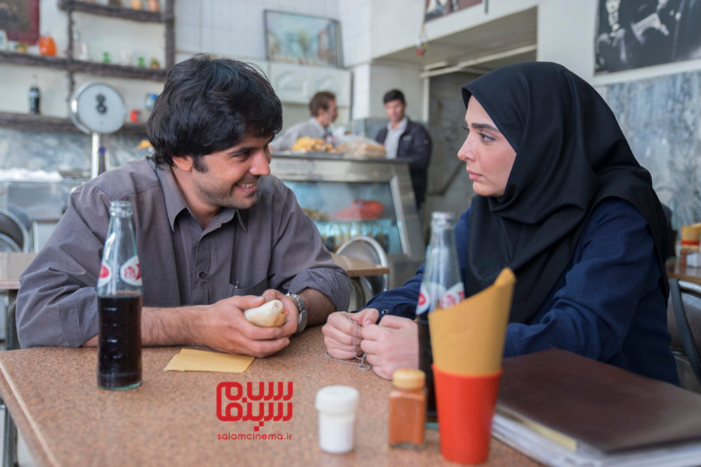 پاشا رستمی و المیرا دهقانی در سریال «لحظه گرگ و میش»